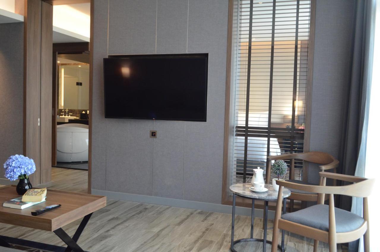 Ayathorn Bangkok Hotel Ngoại thất bức ảnh