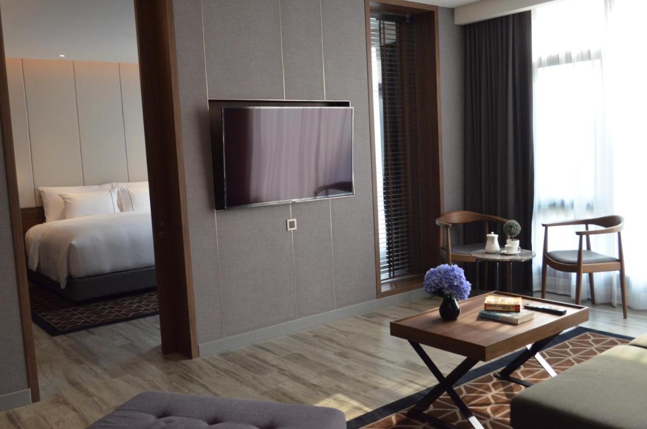 Ayathorn Bangkok Hotel Ngoại thất bức ảnh