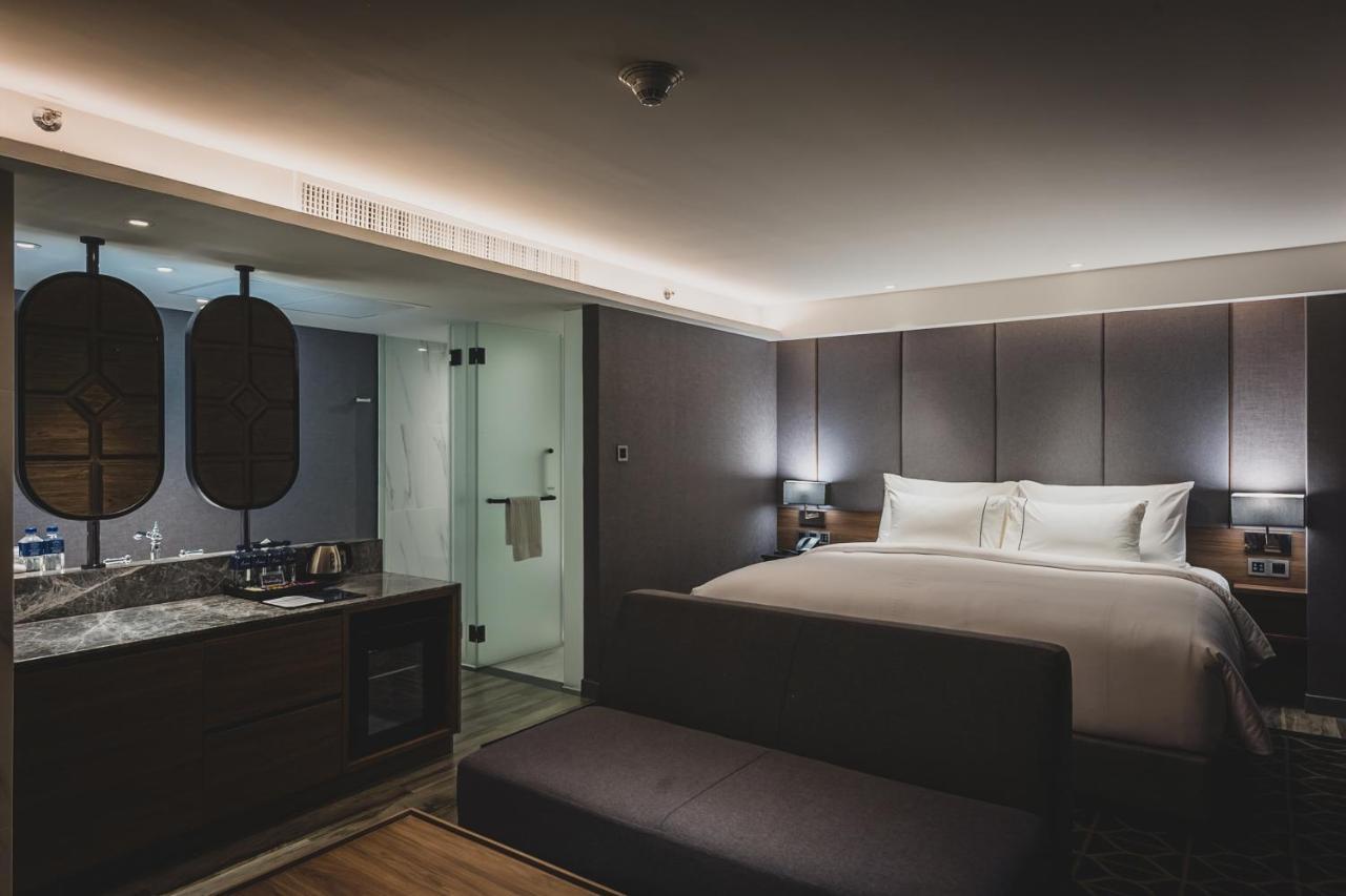 Ayathorn Bangkok Hotel Ngoại thất bức ảnh
