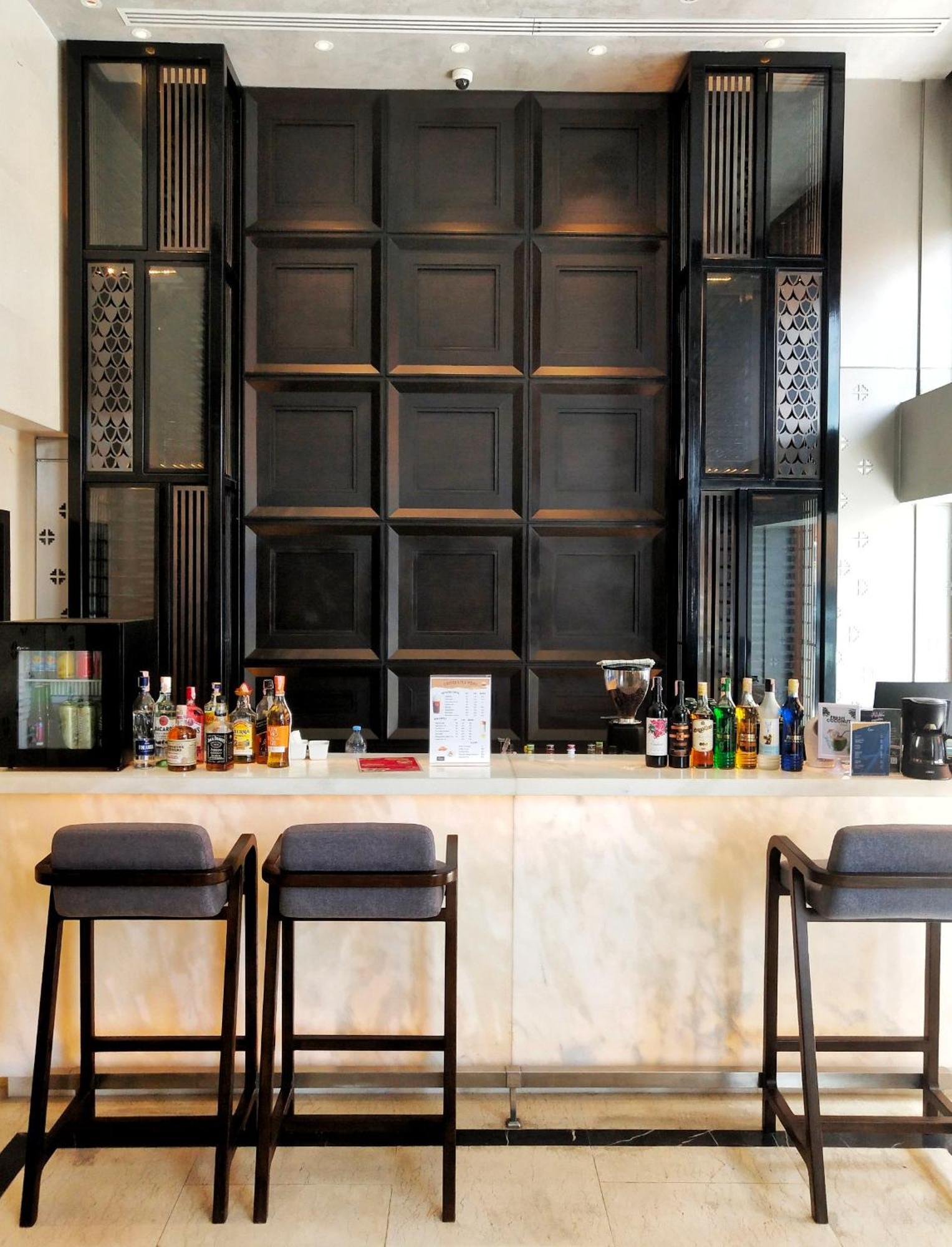 Ayathorn Bangkok Hotel Ngoại thất bức ảnh