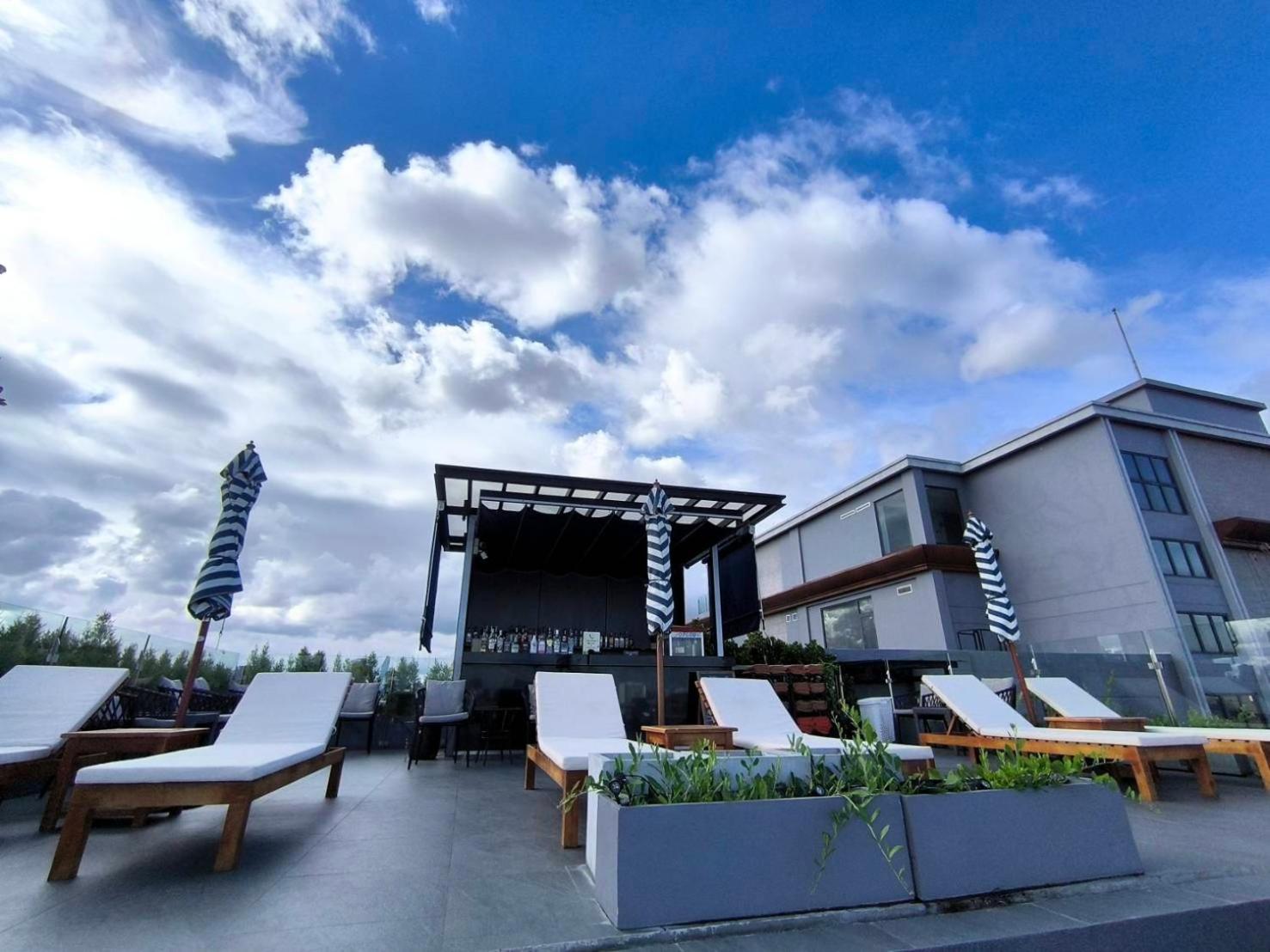 Ayathorn Bangkok Hotel Ngoại thất bức ảnh