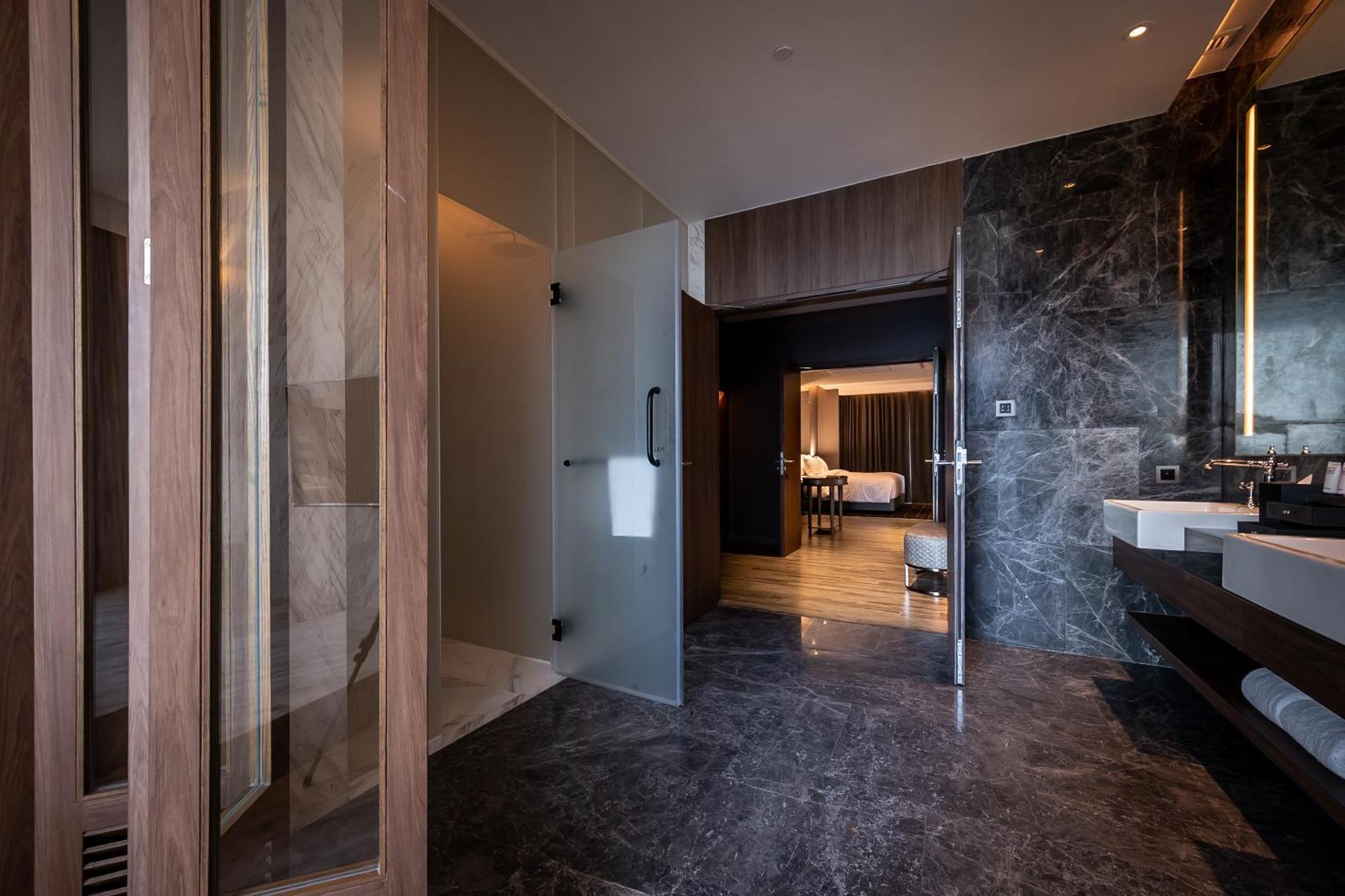 Ayathorn Bangkok Hotel Ngoại thất bức ảnh